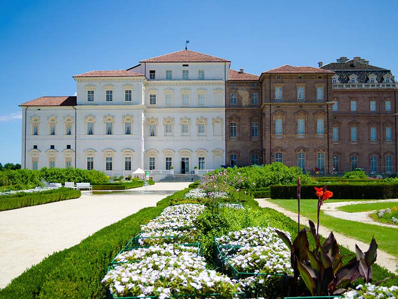 Explore the Venaria Reale History: World's Largest Royal Palace